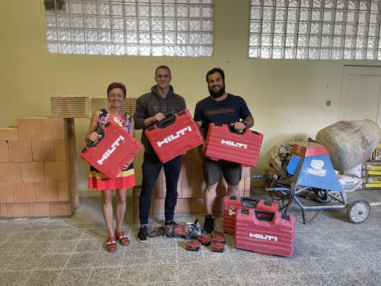 HILTI stroje do školy